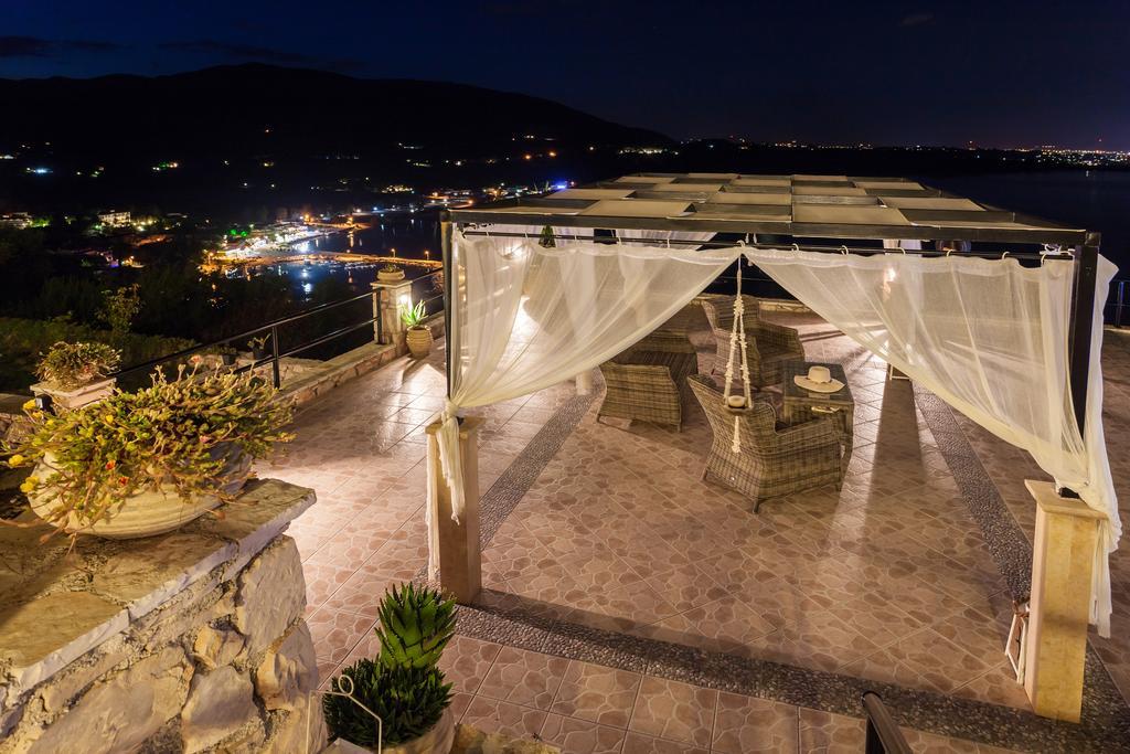 Villa Akros And Suites Keri Exterior photo