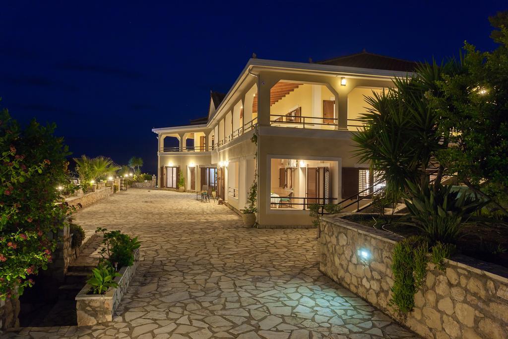 Villa Akros And Suites Keri Exterior photo